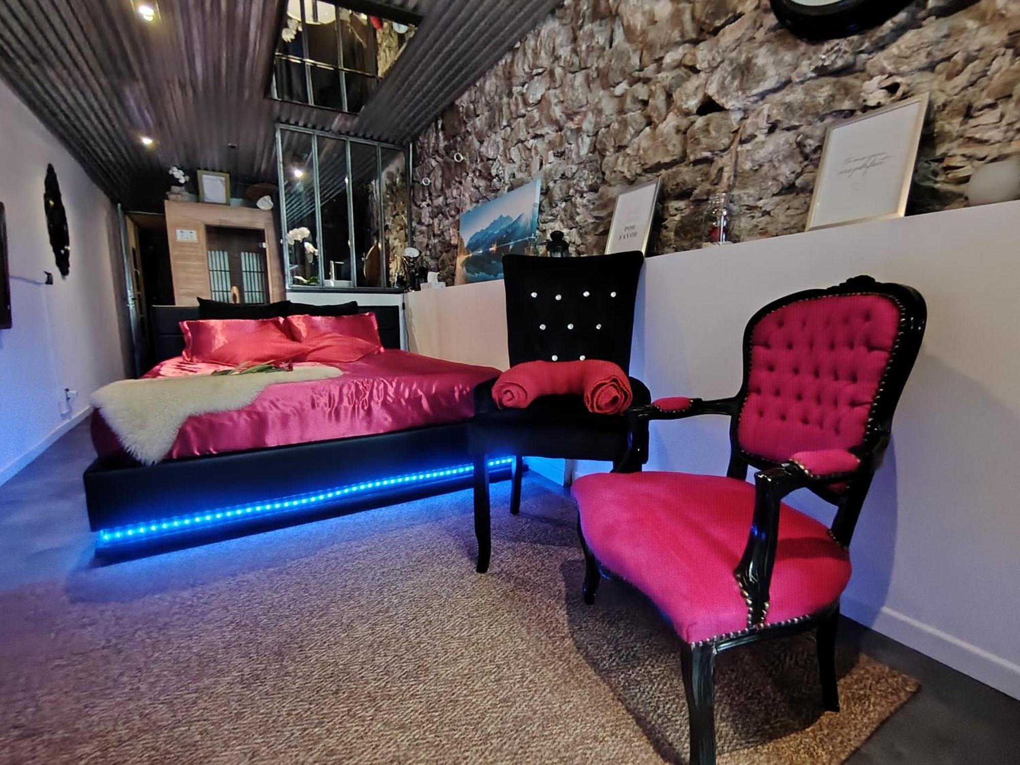 Sweet Loft Grenoble-Love Room Avec Jacuzzi & Sauna Екстериор снимка