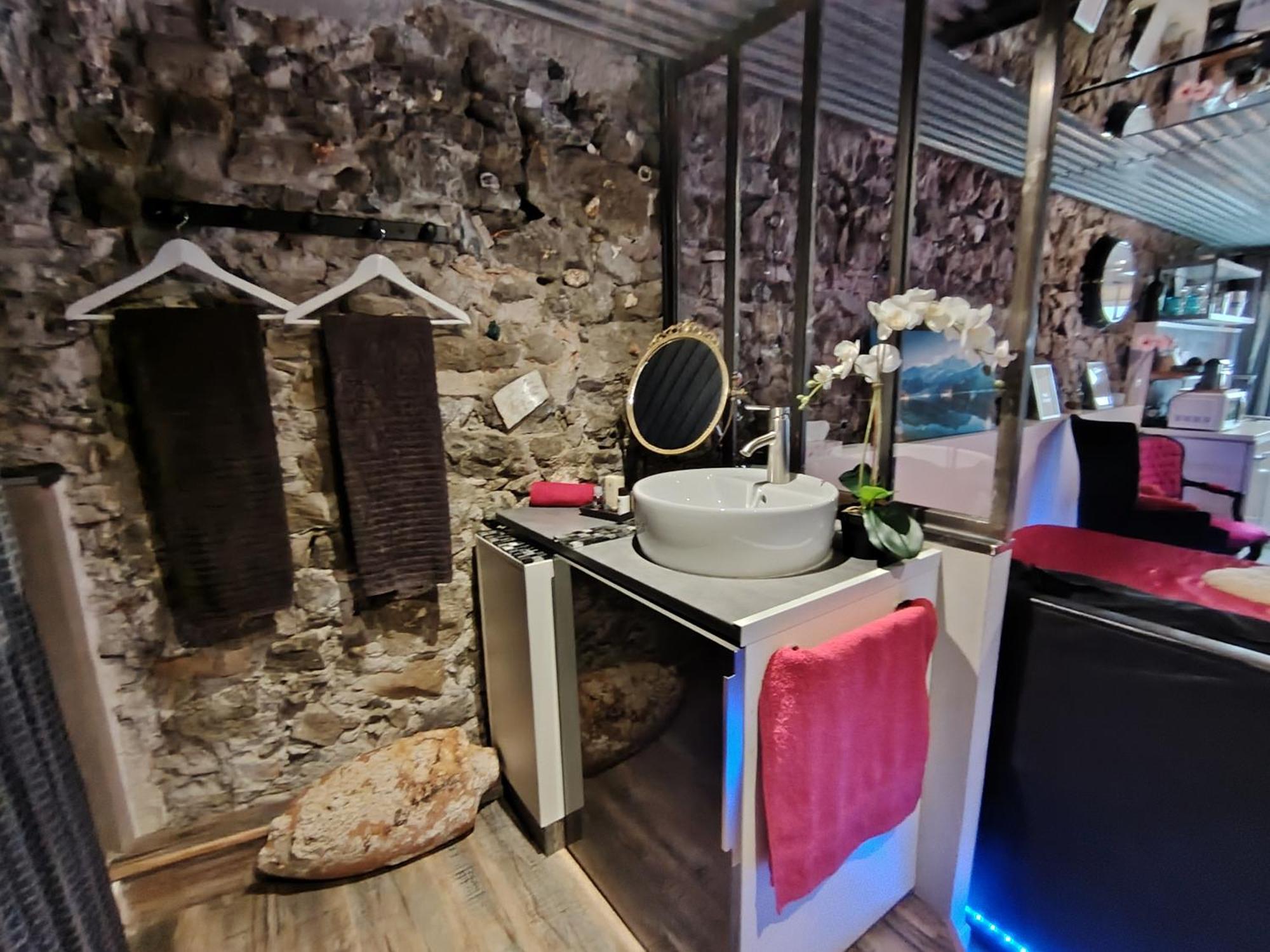 Sweet Loft Grenoble-Love Room Avec Jacuzzi & Sauna Екстериор снимка
